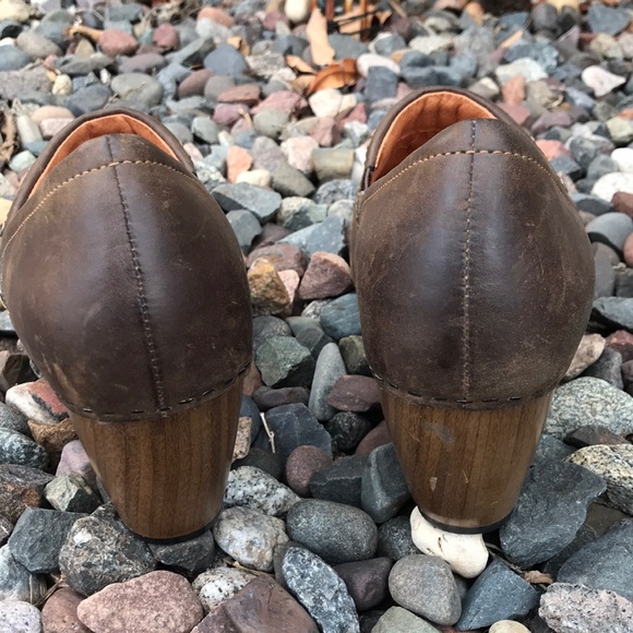 💙Dansko Rikki Brown Leather Clogs - Picture 8 of 11